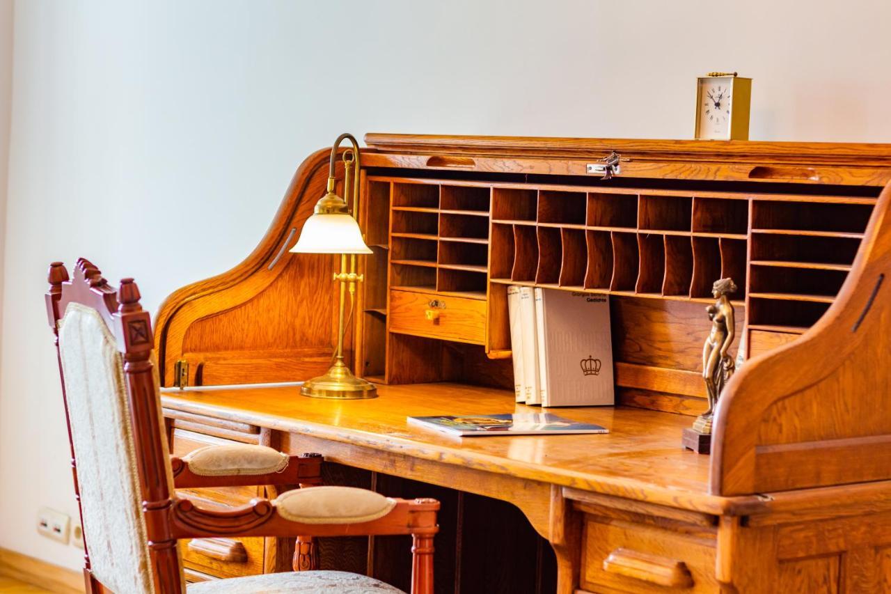 Classic Style Apartment In The Center Of Ρίγα Εξωτερικό φωτογραφία