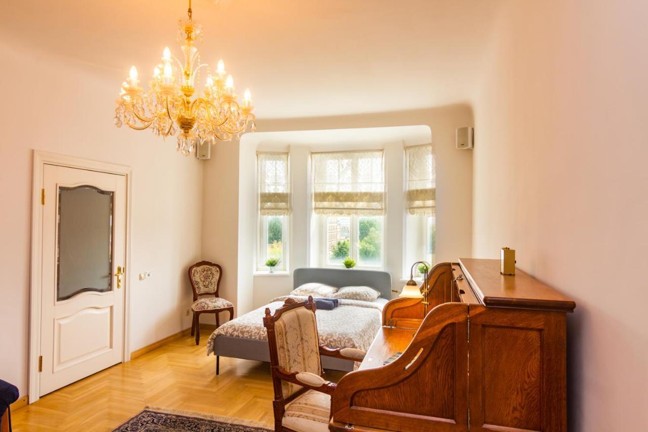 Classic Style Apartment In The Center Of Ρίγα Εξωτερικό φωτογραφία